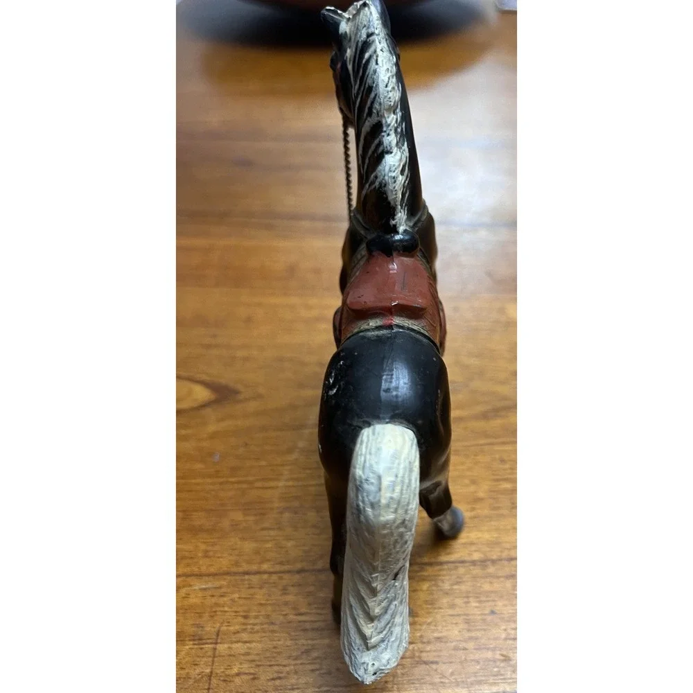 metal horse